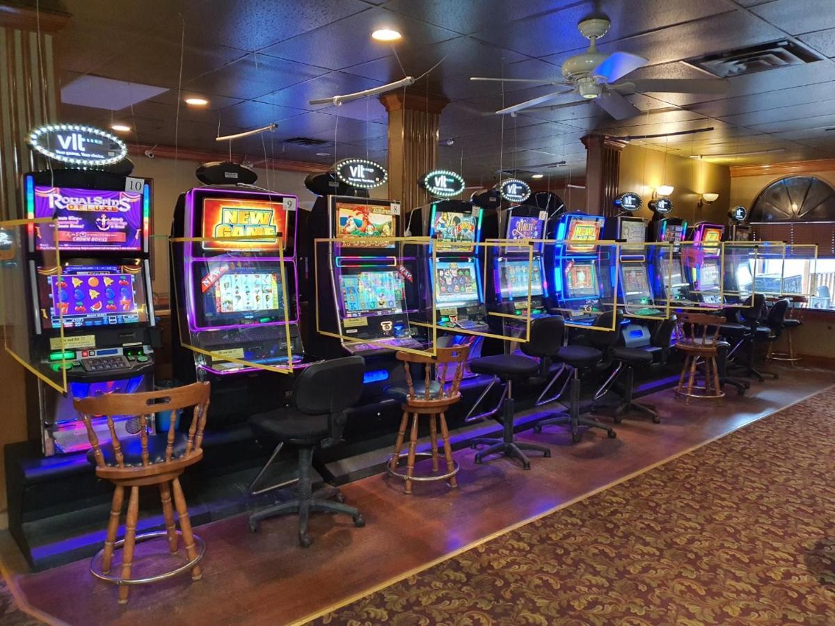 Sundre Motor Inn Kültér fotó
