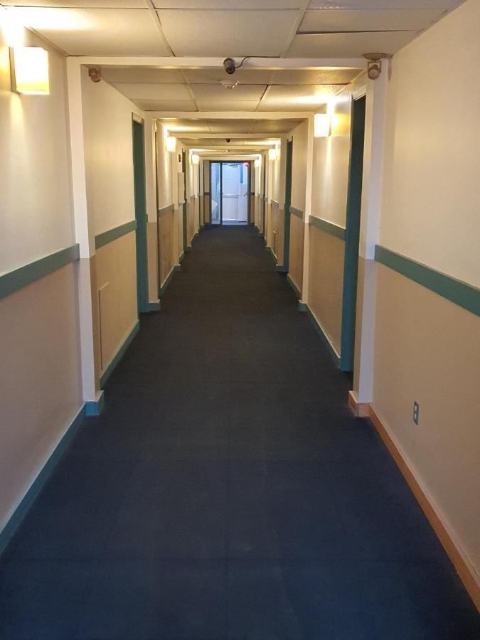 Sundre Motor Inn Kültér fotó