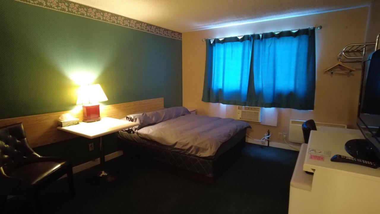 Sundre Motor Inn Kültér fotó