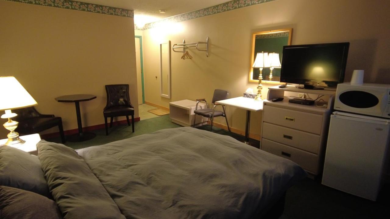 Sundre Motor Inn Kültér fotó