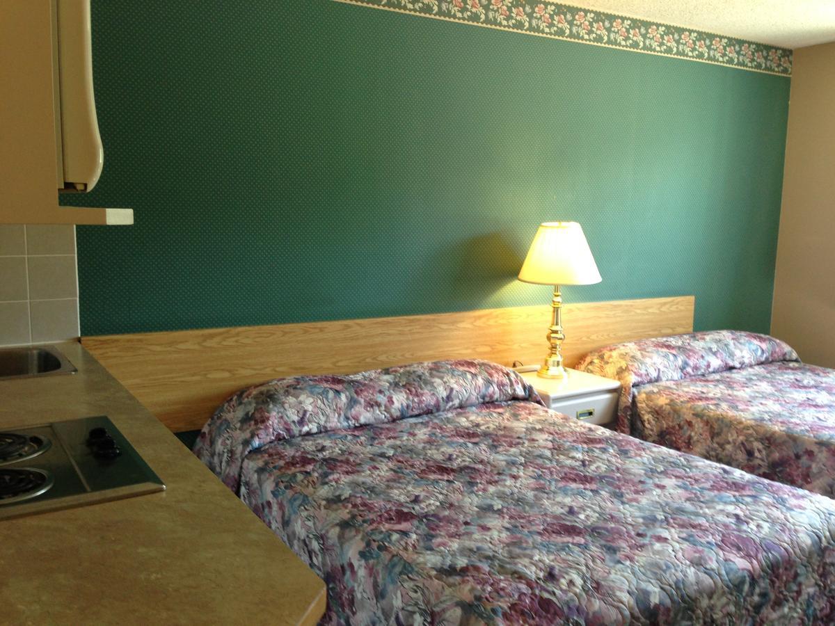 Sundre Motor Inn Kültér fotó